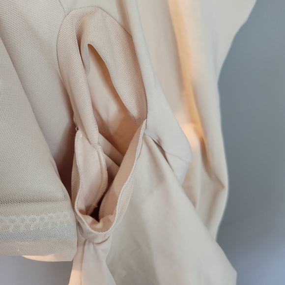 Assets Red Hot Label Spanx Open Bust Mid Thigh Bodysuit Soft Nude Womens 1X - Picture 6 of 6